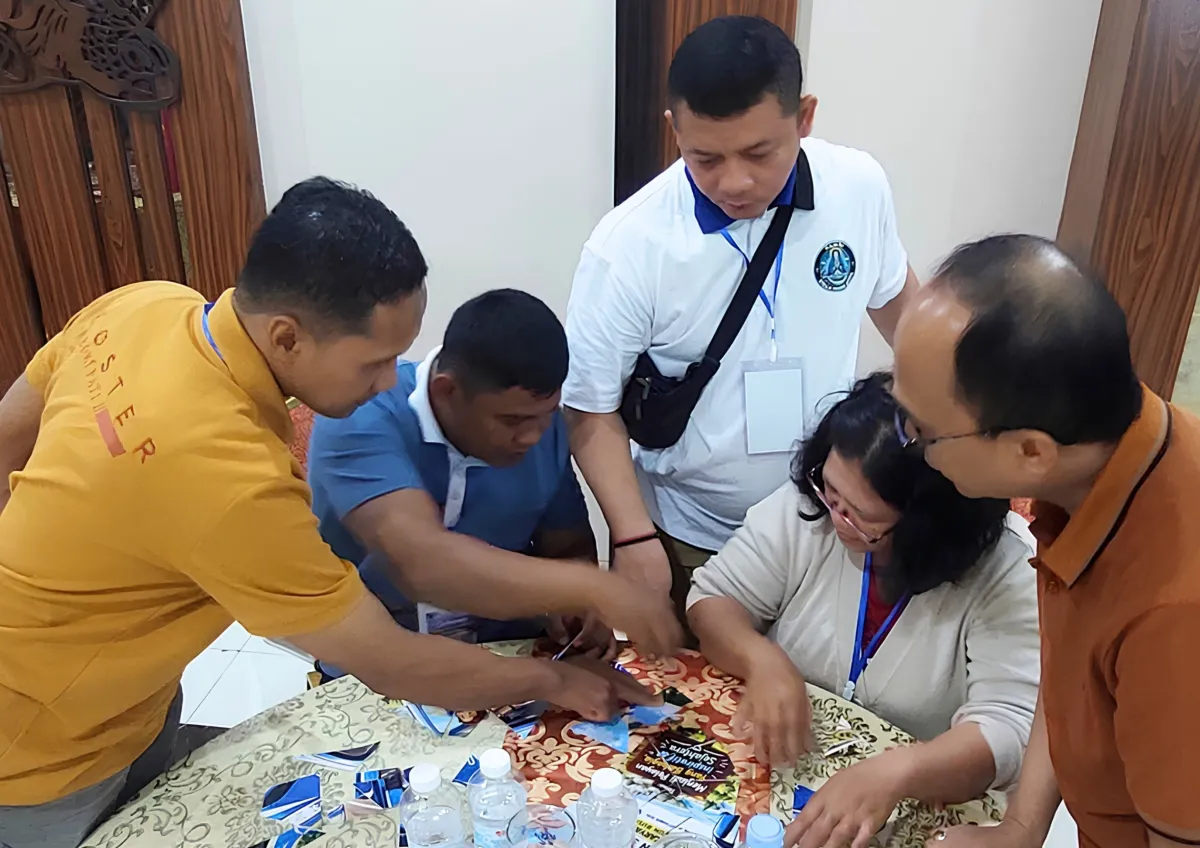 game puzzle Keluarga Kudus Nazaret